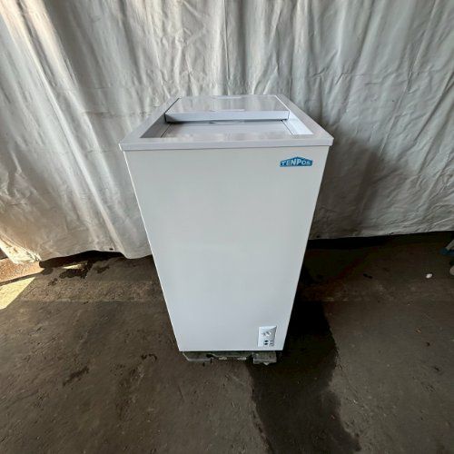 高年式！！冷凍ストッカー（60L）  テンポス TBSF-60-RH 2022年製　中古品 TBSF-60-RH【テンポスオリジナル】冷凍ストッカー スライドタイプ 60L