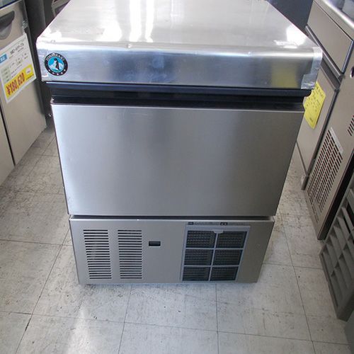 【中古】 ホシザキ 製氷機 IM-220M 2011年製 三相200V 幅695×奥行680×高1600mm  業務用 厨房機器 中古】製氷機 15kg ホシザキ IM-115M-21 幅700×奥行525×高さ1200 三相