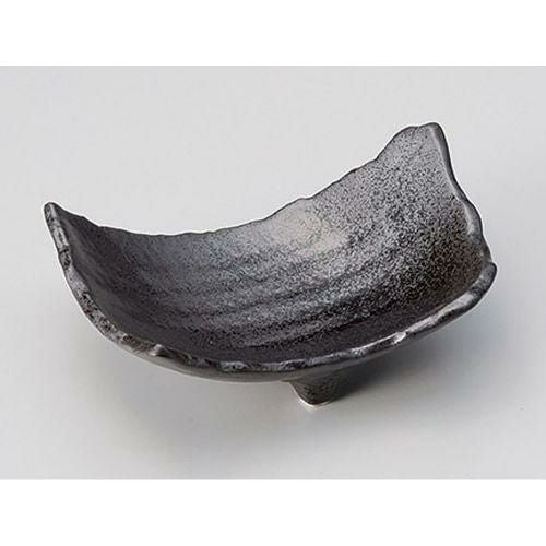 【店舗定番】変形皿 ゆず黒三つ足変形皿 51-17-556/1枚入