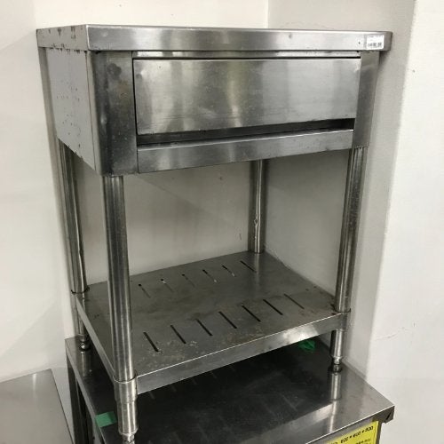 中古】食器消毒保管庫 タニコー NHE-5AS 幅580×奥行550×高さ1900