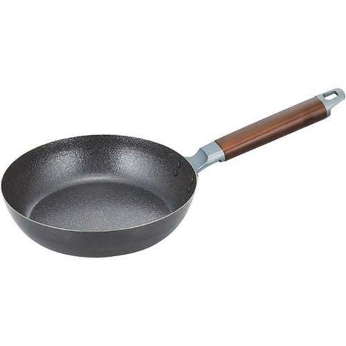 窒化加工フライパン 22cm 35712