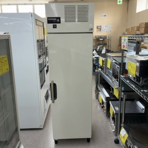 電気ディッシュウォーマーテーブル/片面扉式 幅1200×奥行600×高さ800 電気ディッシュウォーマーテーブル/片面扉式 幅1200×奥行600×高さ800