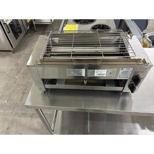 【中古】下火式焼物器 マルゼン MGK-314B マルゼン（MARUZEN） MGK-314B 下火式焼物器 《炭焼き》 熱板タイプ