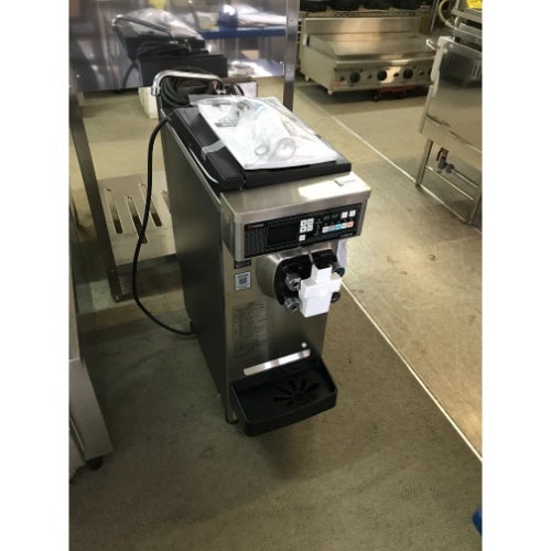 業界最長1年保証】【中古】ソフトクリームフリーザー 日世 Cl-9624AE
