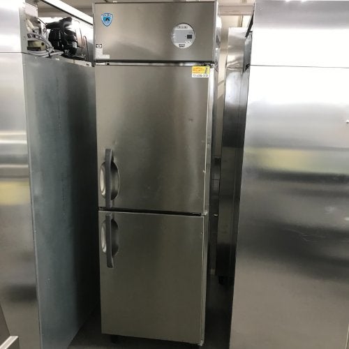 中古】4ドア 縦形冷蔵庫 ホシザキ HR-120A 幅1200×奥行800×高さ1910