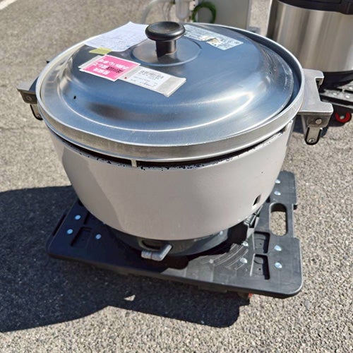 リンナイ ガス炊飯器 RR-550C 都市ガス用 5升炊 2022年製 中古 中古】ガス炊飯器 5升 リンナイ(Rinnai) RR-550C 幅569×奥行458×高さ