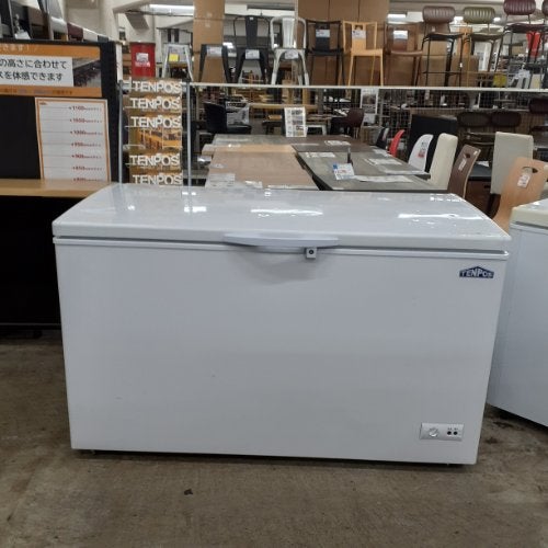 中古品 テンポス 冷凍ストッカー TBCF-377-RH 冷凍庫 上開き 377L 61㎏ テンポスバスターズ 冷凍ストッカー TBCF-377-RH 240730020916002
