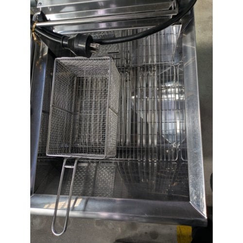 業界最長1年保証】【中古】電気フライヤー ニチワ電機 SEFD-18K 幅450