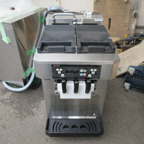 中古】卓上ソフトクリームフリーザー ニッセイ NA-9424AE 幅298×奥行