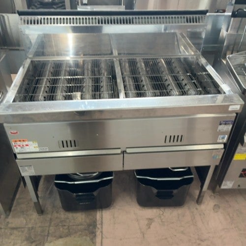 業務用/新品】 ヒゴグリラー 焼鳥専用 卓上式グリラー 三相200V 3P