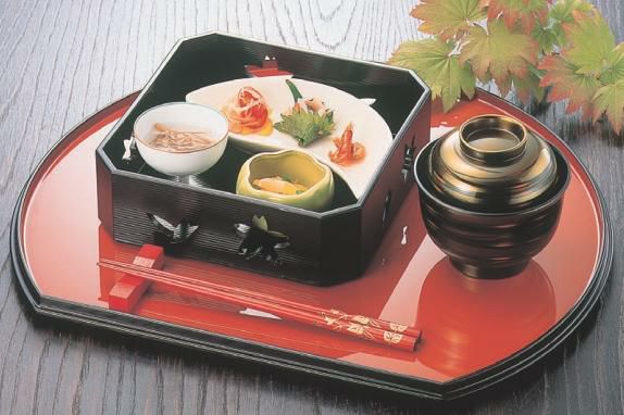 半月盆 半月両面盆朱渕黒/黒刷毛目尺2寸