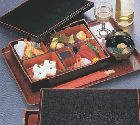 松花堂 尺1寸長手御膳布目松花堂黒天朱(仕切付)