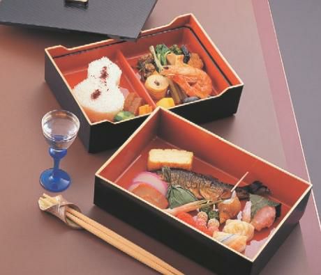 弁当箱 8寸 長手千筋弁当 黒内朱天金 2段 (蓋のみ)