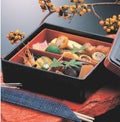 松花堂 5.5寸木目松花堂黒渕朱(仕切付)