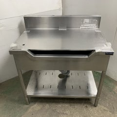 中古】舟形一槽シンク 三方枠 ダスト穴付き 幅1200×奥行600×高さ800 