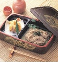 そば器 D.X木瓜多用桶梨地御所車本体