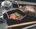 盛器 結び珍味入れ桔梗内黒天朱