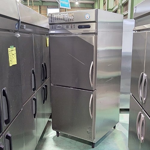 中古】4ドア 縦形冷蔵庫 ホシザキ HR-120A 幅1200×奥行800×高さ1910