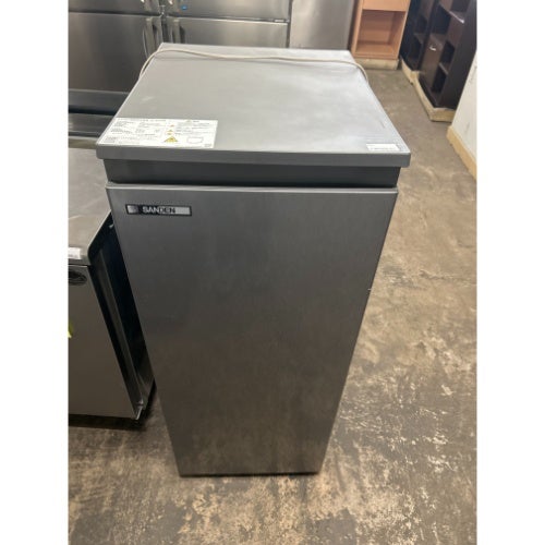 中古】冷凍ストッカー SDRS(サンデン・リテールシステム) VF-K120W 幅