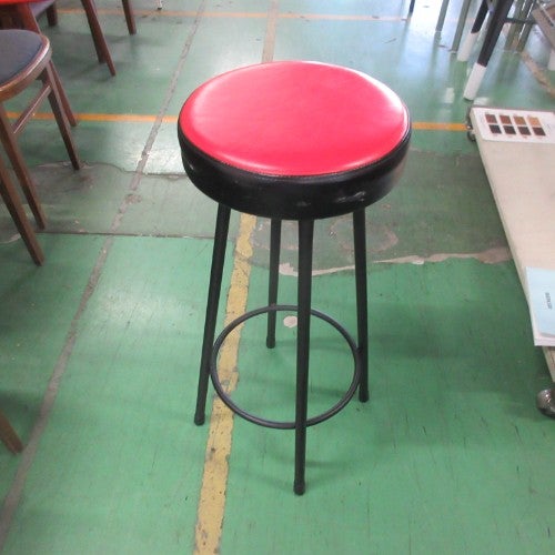 中古】パイプ カウンターイス 座赤 幅300×奥行300×高さ700 【送料別途