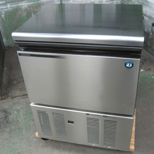 中古】チップアイス製氷機 100kg ホシザキ CM-100K 幅600×奥行600×高さ