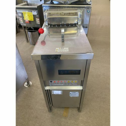 業界最長1年保証】【中古】一槽ガスフライヤー フジマック FGF18NB 幅