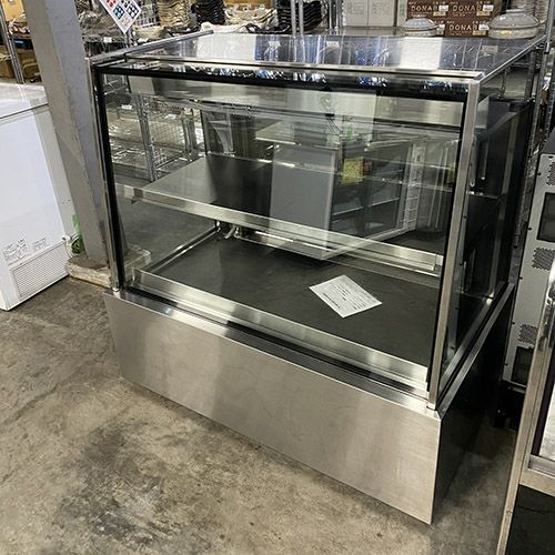 業界最長1年保証】【中古】対面冷蔵ショーケース 大和冷機 CF-05SHOT