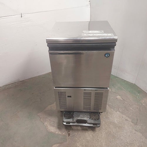 業界最長1年保証】【中古】製氷機 35kgキューブタイプ ホシザキ IM-35M