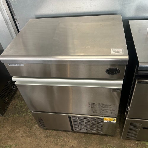 【業界最長1年保証】【中古】製氷機 45kg キューブタイプ パナソニック(Panasonic) SIM-AS45000 幅630×奥行450×高さ800 【送料別途見積】【千葉店在庫】