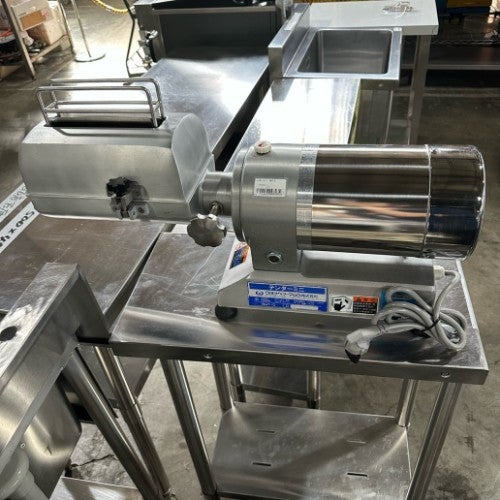 中古】生パン粉製造機 ハクラ PT300/PT3-0 幅420×奥行280×高さ520