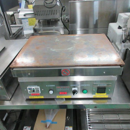 アラハタフードマシン 電気式一文字火床 銅板63.5×52cm パンケーキ どら焼き 業務用 アラハタフードマシン 電気式一文字火床 銅板 60.5×45.5cm どら焼き