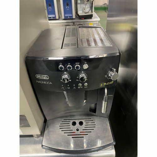 中古】エスプレッソマシン デロンギ ESAM04110BH 幅280×奥行300×高さ 
