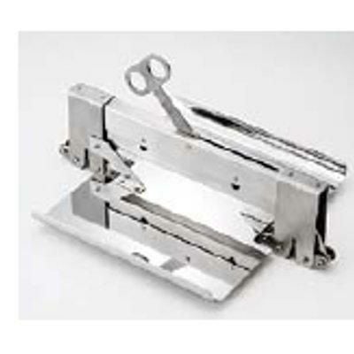 安全ロック機構付 1斗缶ハンガー