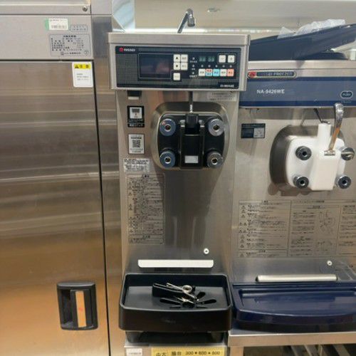 中古】ソフトクリームマシン 日世 CI-9624AE 幅298×奥行739×高さ949 三