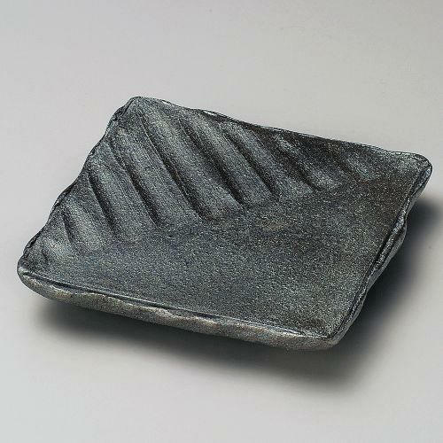 黒窯変そぎ足付角皿 16×16×3cm 212-019