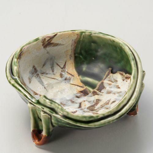 オリベ草花6寸三ツ足盛鉢 19×17.8×7.5cm 033-049