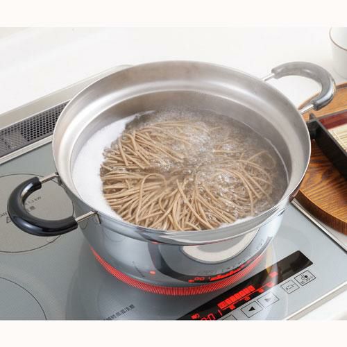 くるめん亭のふきこぼれにくい鍋　両手鍋　26cm　新品/小物送料対象商品