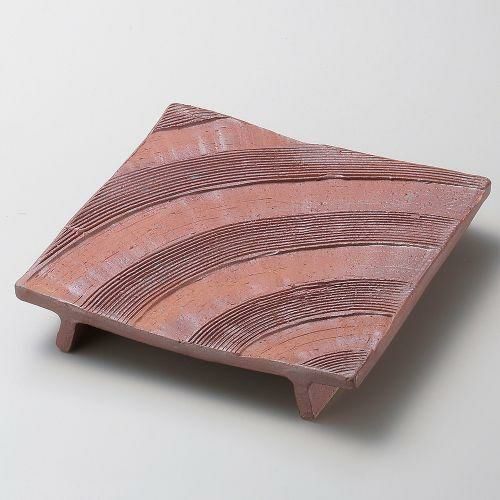 火色くし目ゲタ足正角盛皿 19×19×4cm 189-029