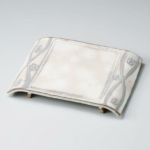 手造り粉引華紋(土物)弓型9.0長角皿 28×22×3.5cm 158-089