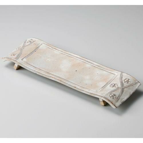 手造り粉引華紋(土物)弓型11.0長角皿 34×11×3.8cm 165-099