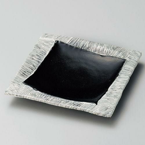 黒織部四辺筋皿 φ18×2cm 188-119