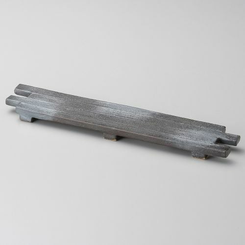黒織部鉄吹いかだ長突出皿 32×6.5×2cm 124-059