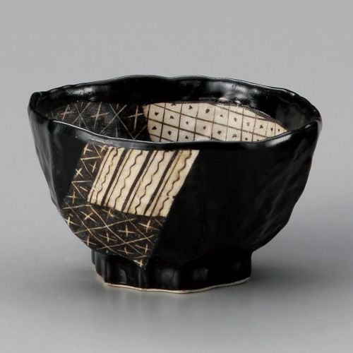 黒織部六角4.5丼 φ14×8.5cm 328-209