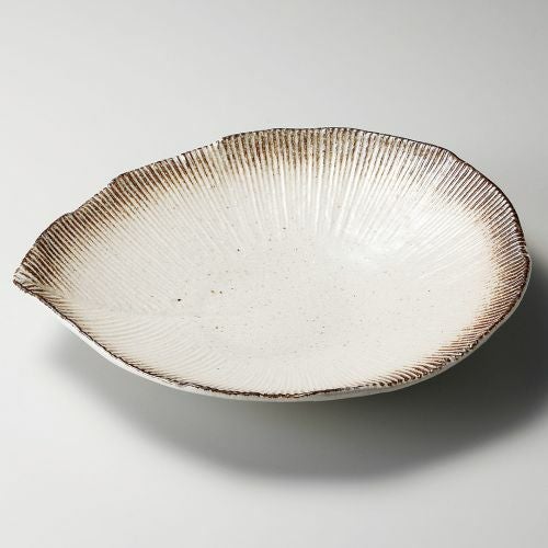 葉型8.0皿白唐津 25.3×23×4.4cm 302-069
