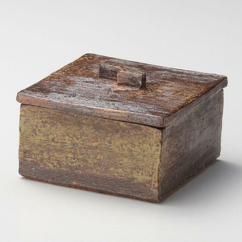 備前風正角蓋物 10.5×10.5×6.5cm 111-029