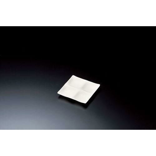 角プレート 四つ仕切り クリーム