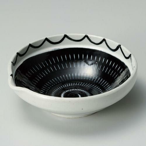 黒海片口6.0鉢 19×18.2×6.2cm 256-199