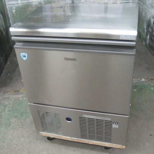 ダイワ大和冷機業務用製氷機DRI-45LME 大和冷機 45kg製氷機 DRI-45LME