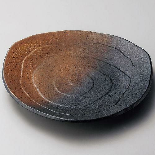 黒備前9.0三角皿 26.7×25×3.8cm 175-069