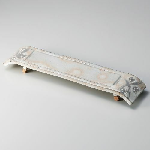 手造り粉引華紋(土物)弓型11.5前菜長皿 35×8×3.5cm 124-029